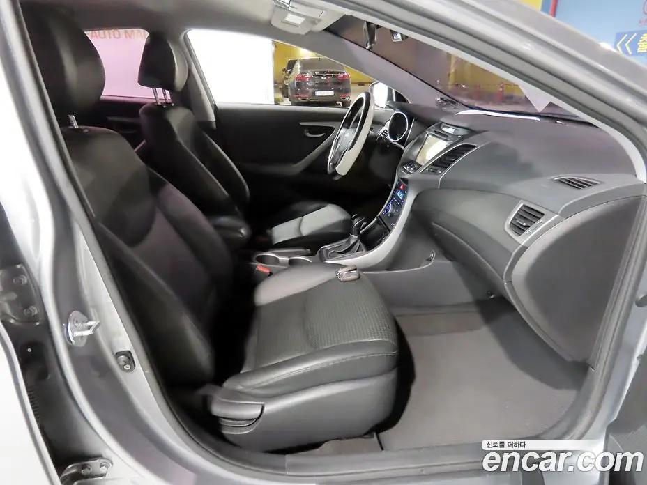 Hyundai Avante 2014 1.6 АКПП, фото 11