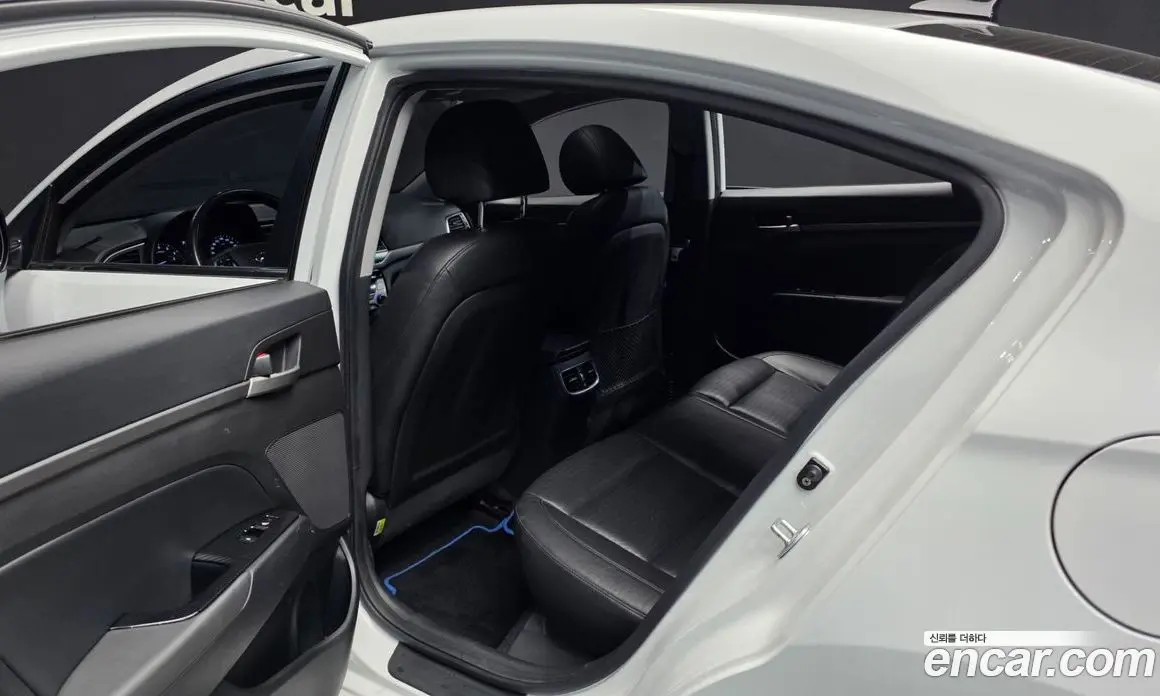 Hyundai Avante 2015 1.6 АКПП, фото 15