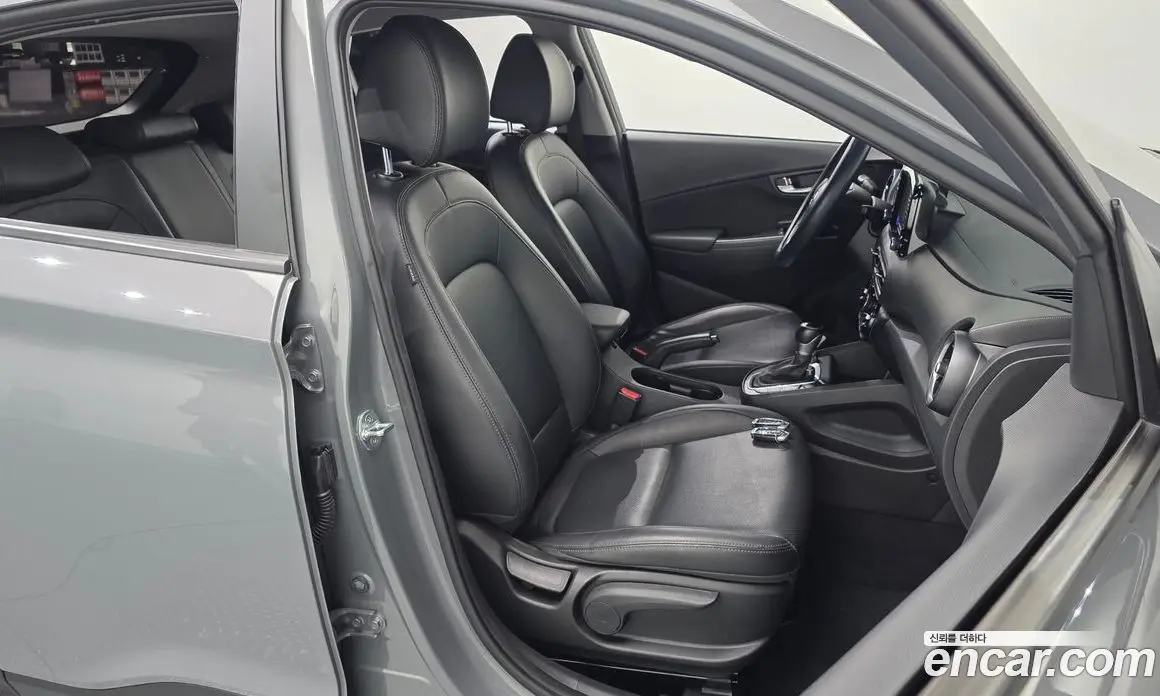 Hyundai Kona 2021 2.0 АКПП, фото 16
