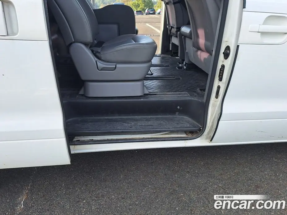 Hyundai Starex 2013 2.5 АКПП, фото 12
