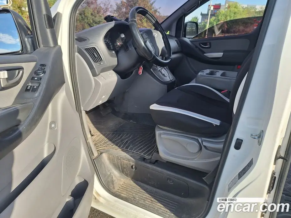Hyundai Starex 2013 2.5 АКПП, фото 14