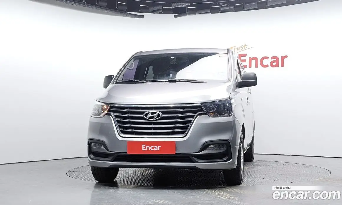 Hyundai Starex 2018 2.5 АКПП, фото 3