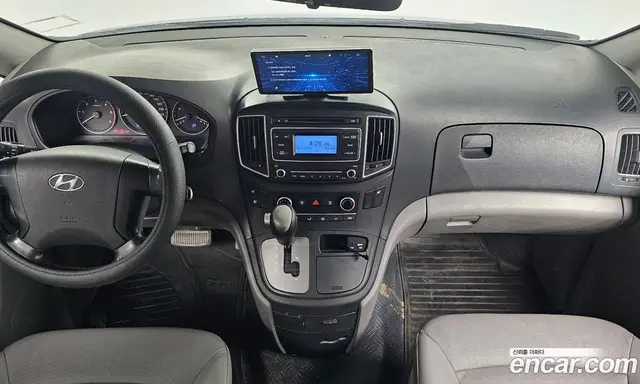 Hyundai Starex 2018 2.5 АКПП, миниатюра 10