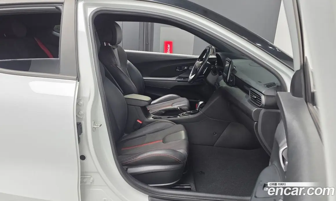 Hyundai Veloster 2018 1.6 АКПП, фото 11 Hyundai Veloster 2018 1.6 АКПП, фото 11
