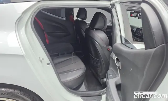 Hyundai Veloster 2018 1.6 АКПП, миниатюра 12