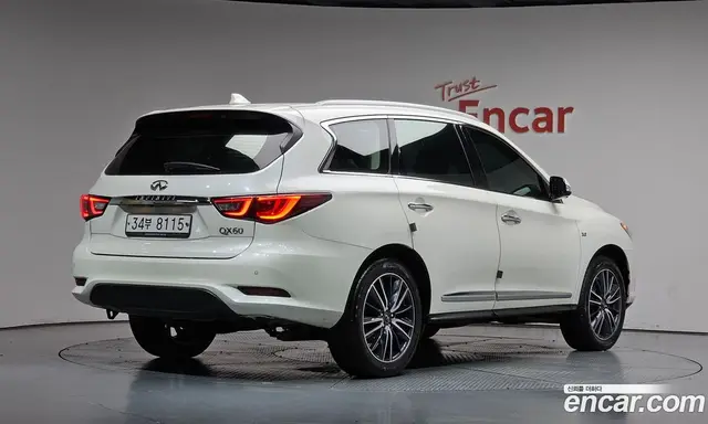 Infiniti QX60, 2018, 69 401 км
