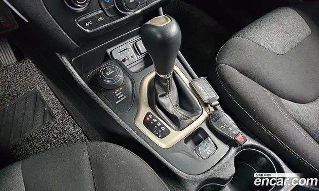 Jeep Cherokee 2017 3.2 АКПП, миниатюра 9