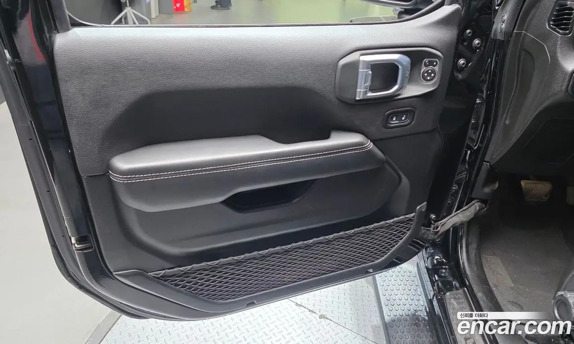 Jeep Wrangler 2021 2.0 АКПП, фото 14