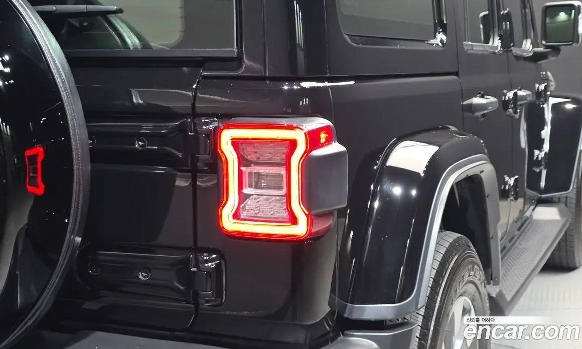 Jeep Wrangler 2021 2.0 АКПП, фото 9