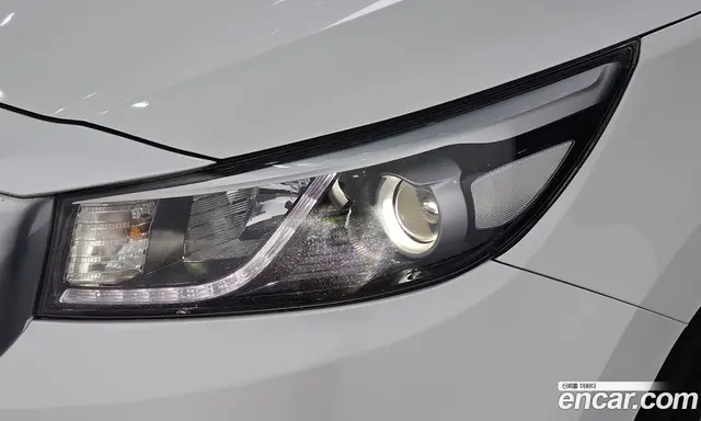 Kia Carnival 2015 2.2 АКПП, миниатюра 8