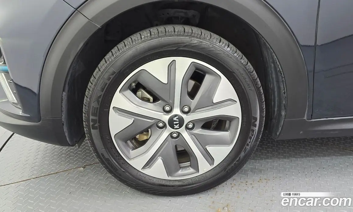 Kia Niro 2021 0.2 АКПП, фото 5