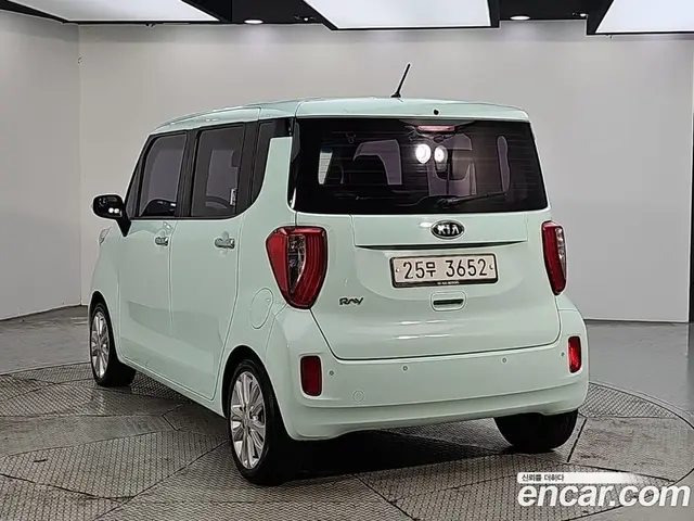 Kia Ray 2012 1.0 АКПП, миниатюра 3 Kia Ray 2012 1.0 АКПП, миниатюра 3