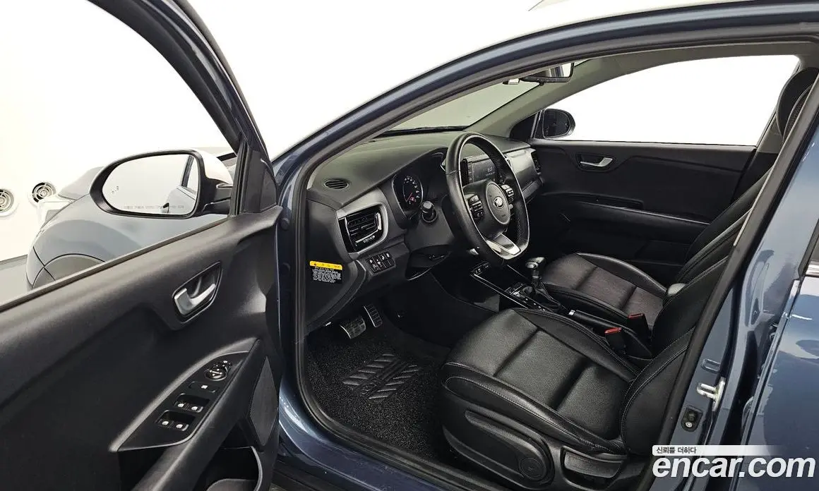 Kia Stonic 2018 1.4 АКПП, фото 12