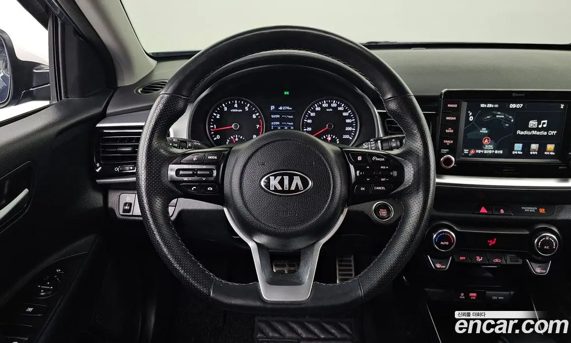 Kia Stonic 2018 1.4 АКПП, фото 18