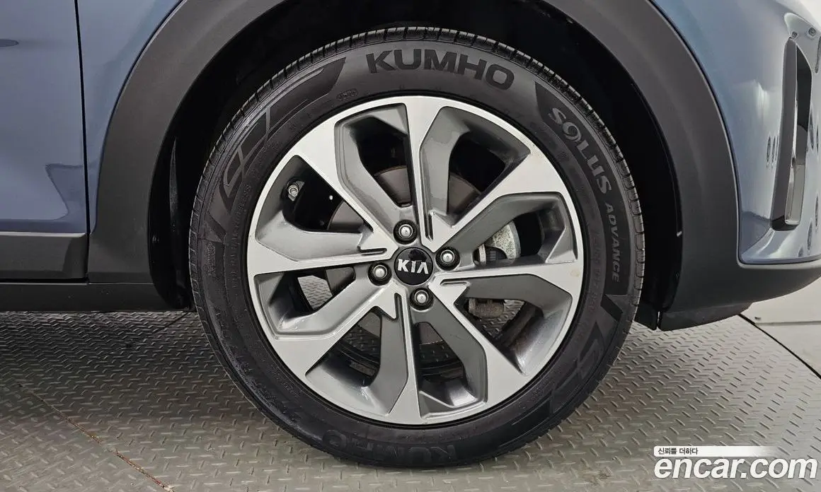 Kia Stonic 2018 1.4 АКПП, фото 6
