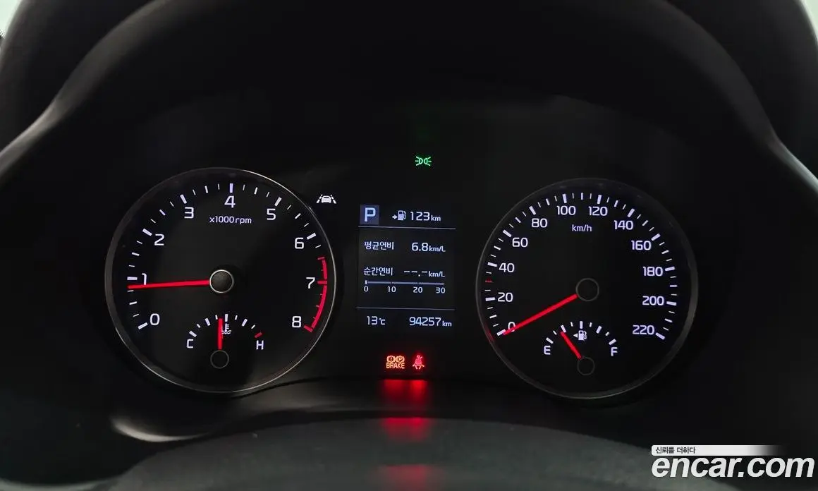 Kia Stonic 2019 1.0 АКПП, фото 11