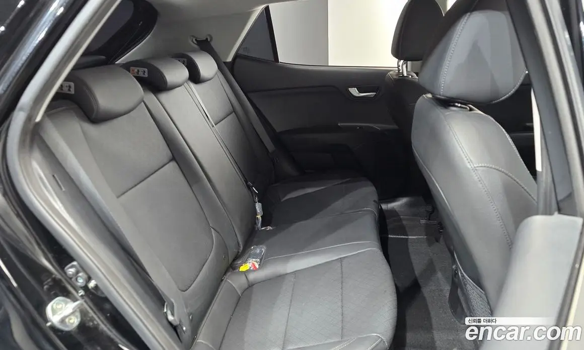 Kia Stonic 2019 1.0 АКПП, фото 17