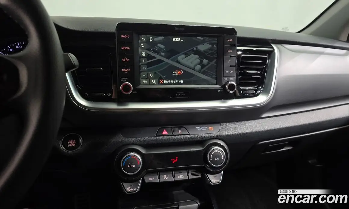 Kia Stonic 2019 1.0 АКПП, фото 18