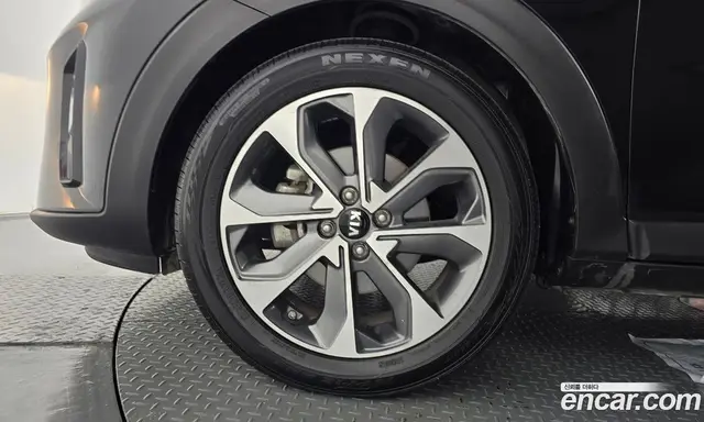 Kia Stonic 2019 1.0 АКПП, миниатюра 5