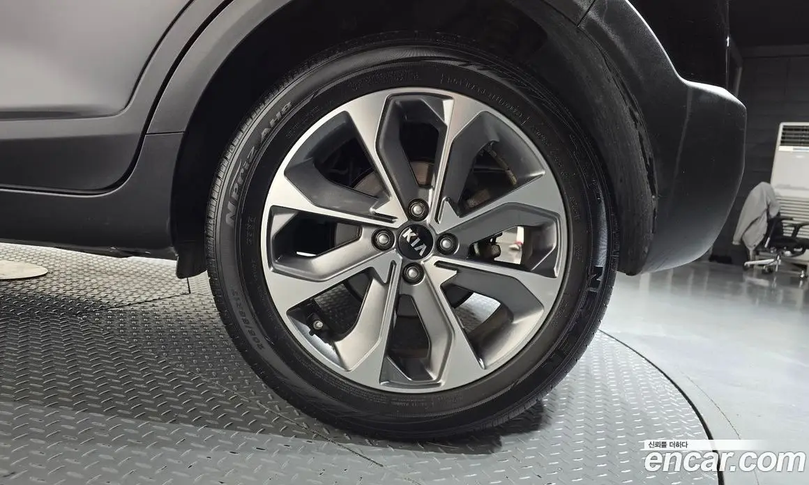 Kia Stonic 2019 1.0 АКПП, фото 7