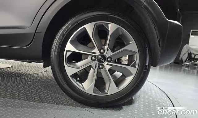 Kia Stonic 2019 1.0 АКПП, миниатюра 7