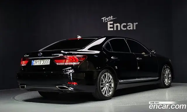 Lexus LS 2015 5.0 АКПП, миниатюра 2 Lexus LS 2015 5.0 АКПП, миниатюра 2