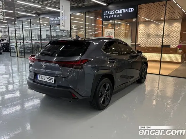 Lexus UX 2026 2.0 вариатор, миниатюра 2 Lexus UX 2026 2.0 вариатор, миниатюра 2