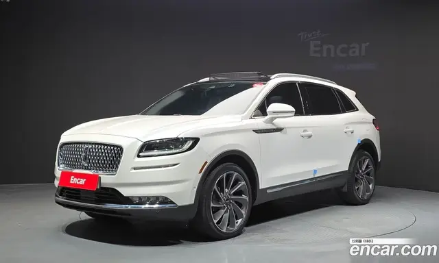 Lincoln Nautilus, 2022, 54 372 км