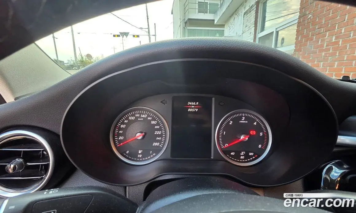 Mercedes-Benz C-Class 2018 1.6 АКПП, фото 6