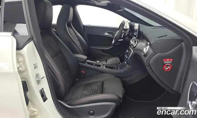 Mercedes-Benz CLA-Class 2017 2.0 АКПП, миниатюра 11 Mercedes-Benz CLA-Class 2017 2.0 АКПП, миниатюра 11
