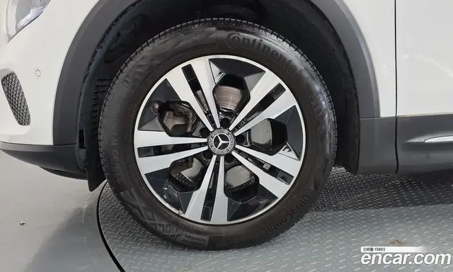Mercedes-Benz GLB-Class 2021 2.0 АКПП, миниатюра 5