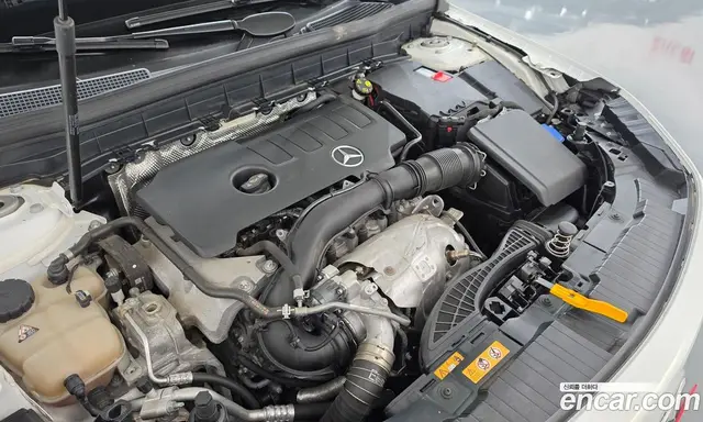 Mercedes-Benz GLB-Class 2021 2.0 АКПП, миниатюра 6