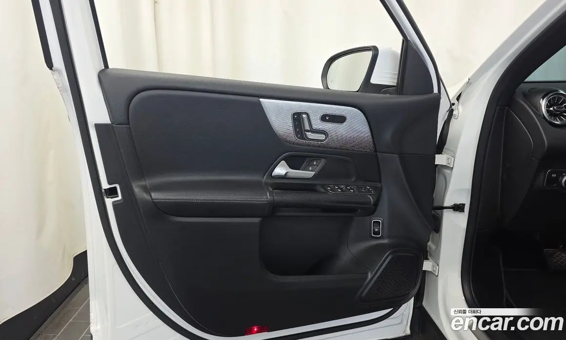 Mercedes-Benz GLB-Class 2021 1.9 АКПП, фото 14