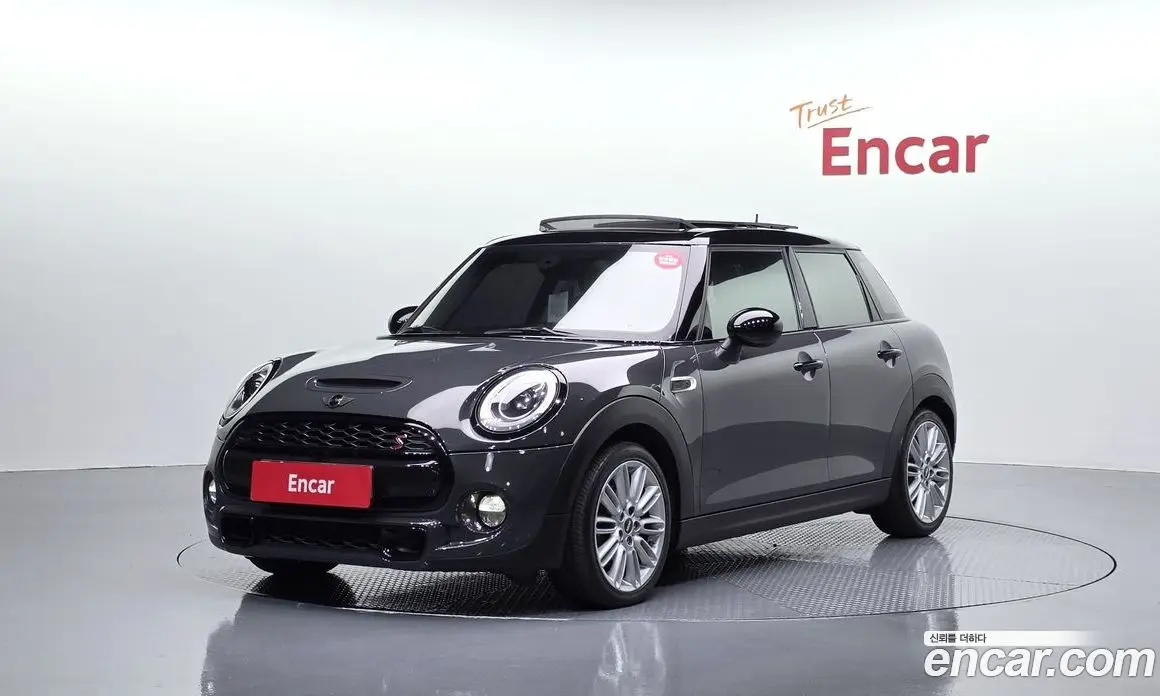 Mini Cooper 2015 2.0 АКПП, фото 1 Mini Cooper 2015 2.0 АКПП, фото 1