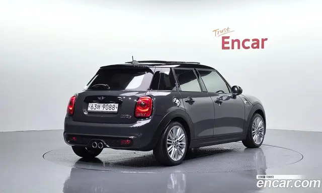 Mini Cooper 2015 2.0 АКПП, миниатюра 2 Mini Cooper 2015 2.0 АКПП, миниатюра 2