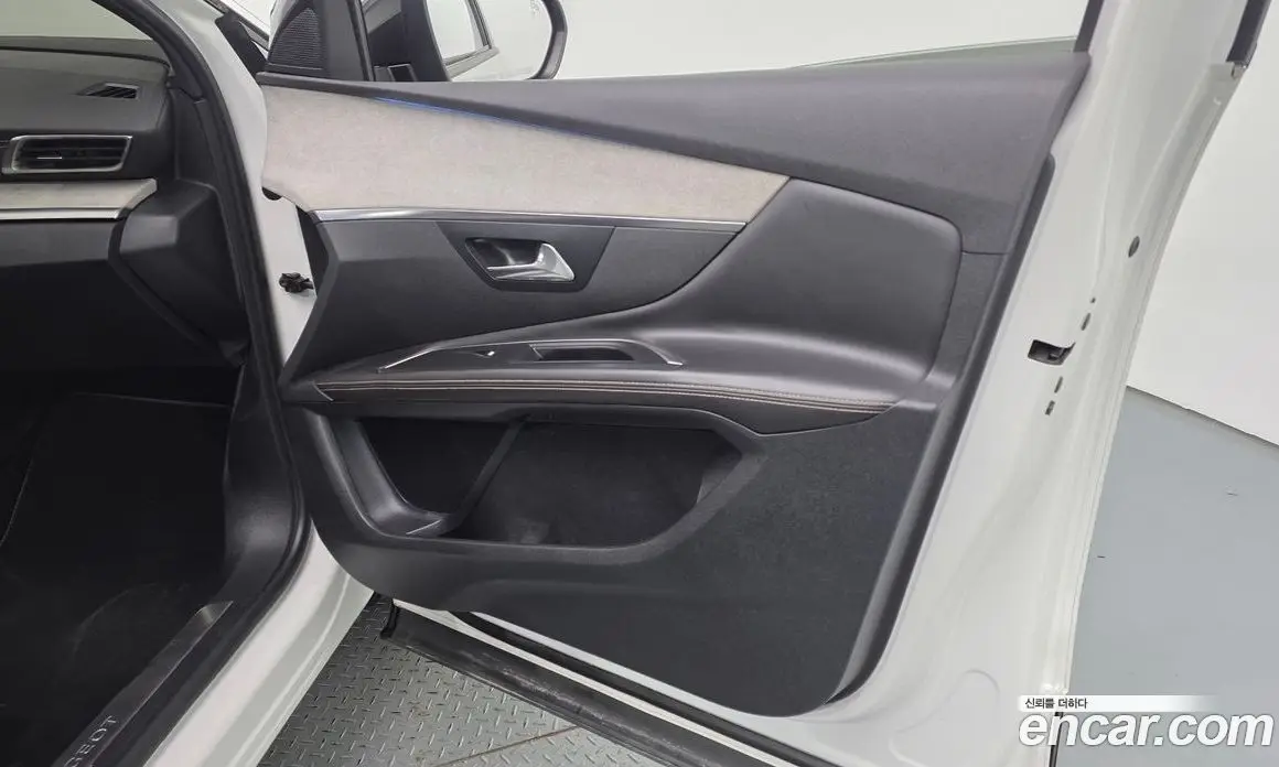 Peugeot 3008 2018 2.0 АКПП, фото 14