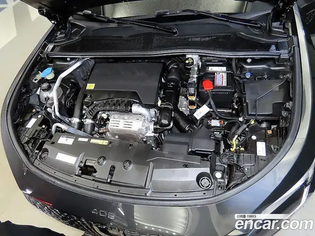 Peugeot 408 2023 1.2 АКПП, миниатюра 4