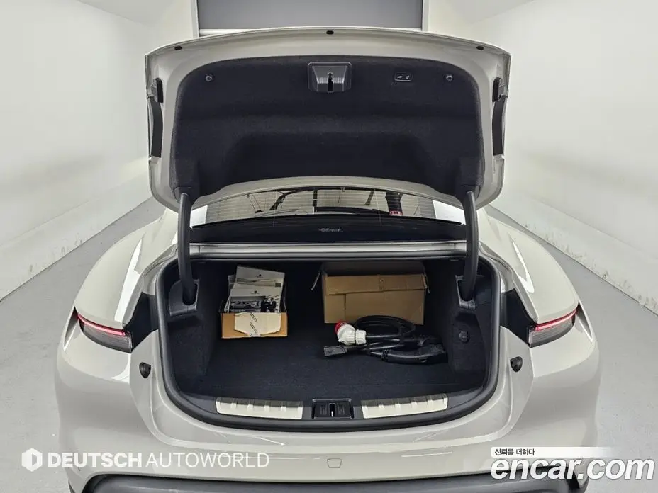 Porsche Taycan 2021 0.1 АКПП, фото 19