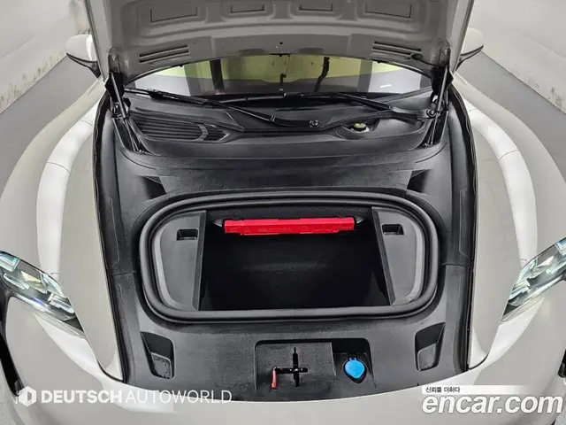 Porsche Taycan 2021 0.1 АКПП, миниатюра 6