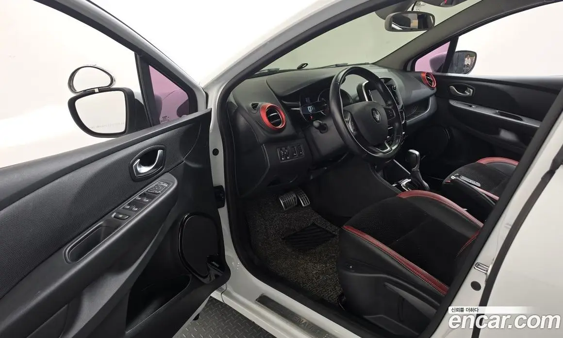 Renault (Samsung) Clio 2018 1.5 АКПП, фото 13