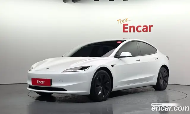 Tesla Model 3, 2025, 9 907 км