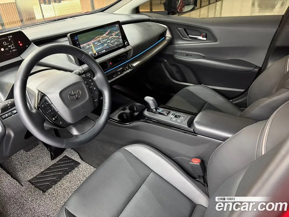 Toyota Prius 2025 2.0 вариатор, фото 14