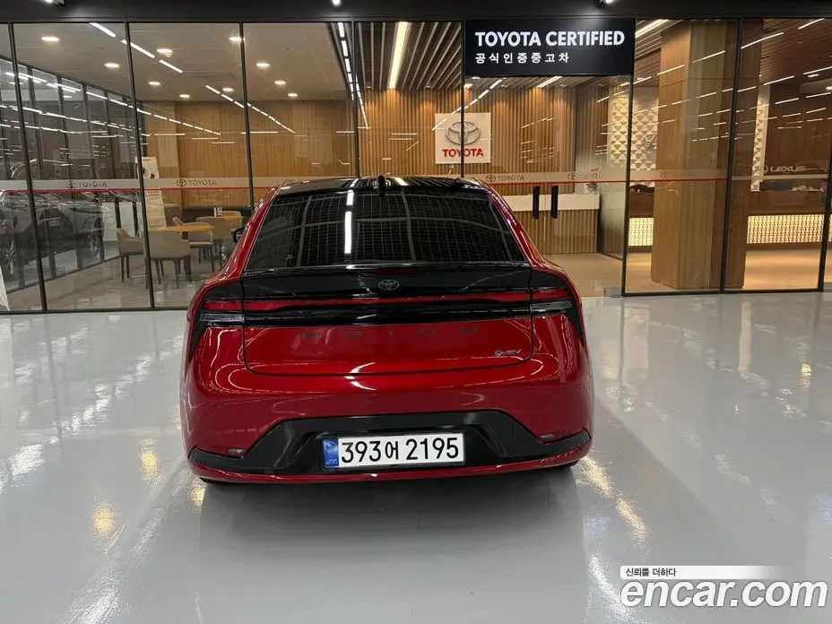 Toyota Prius 2025 2.0 вариатор, фото 4
