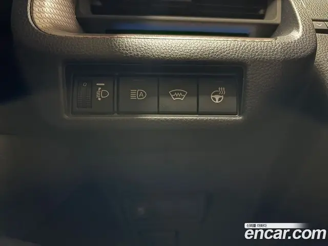 Toyota Prius 2025 2.0 вариатор, миниатюра 9