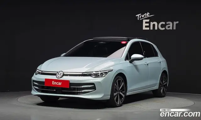 Volkswagen Golf, 2025, 11 709 км