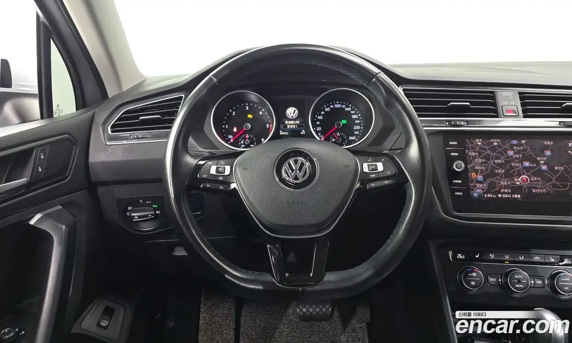 Volkswagen Tiguan 2019 2.0 АКПП, фото 18