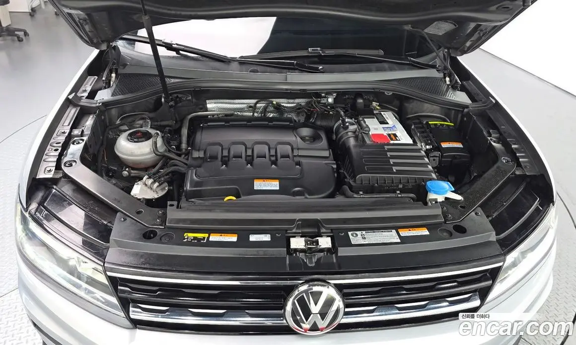 Volkswagen Tiguan 2019 2.0 АКПП, фото 6