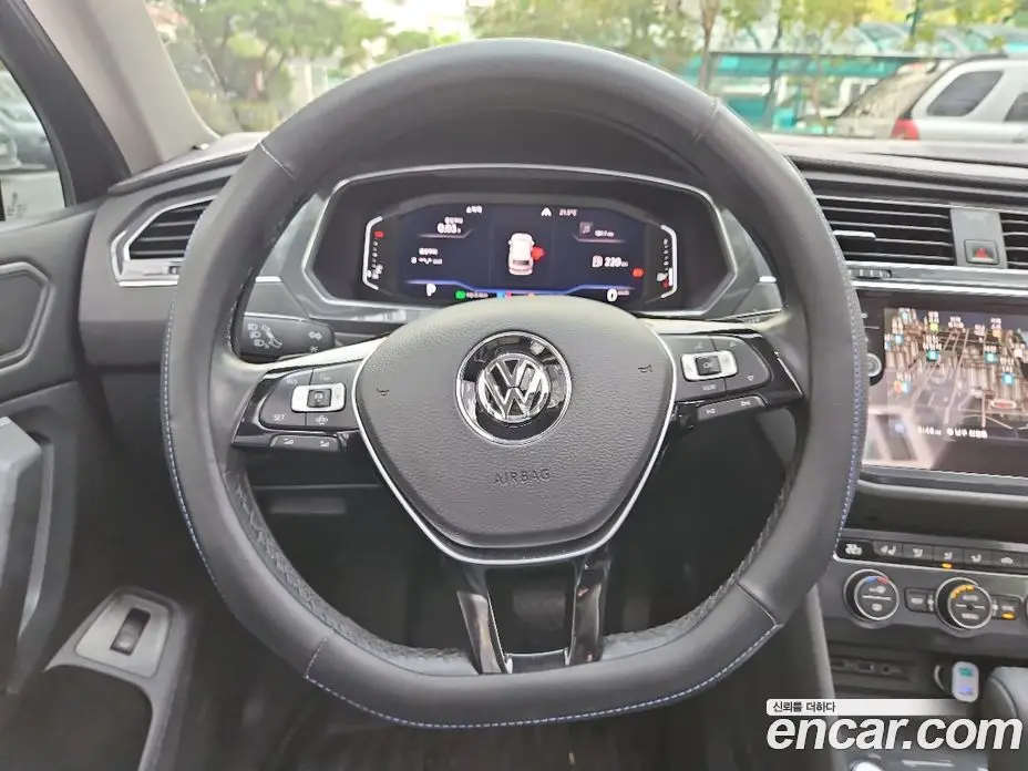 Volkswagen Tiguan 2020 2.0 АКПП, фото 13