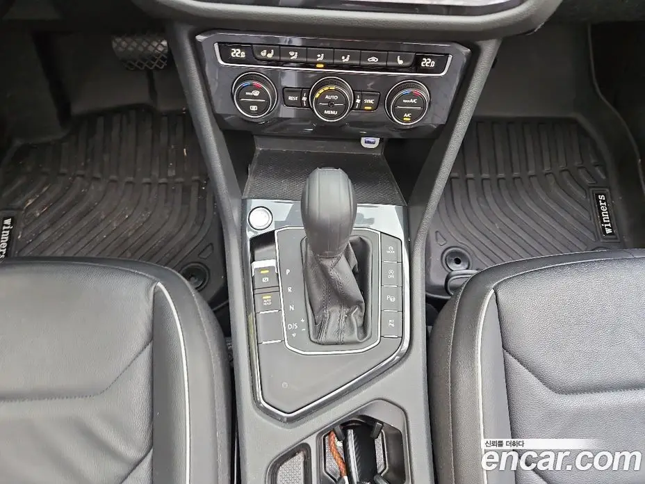 Volkswagen Tiguan 2020 2.0 АКПП, фото 15