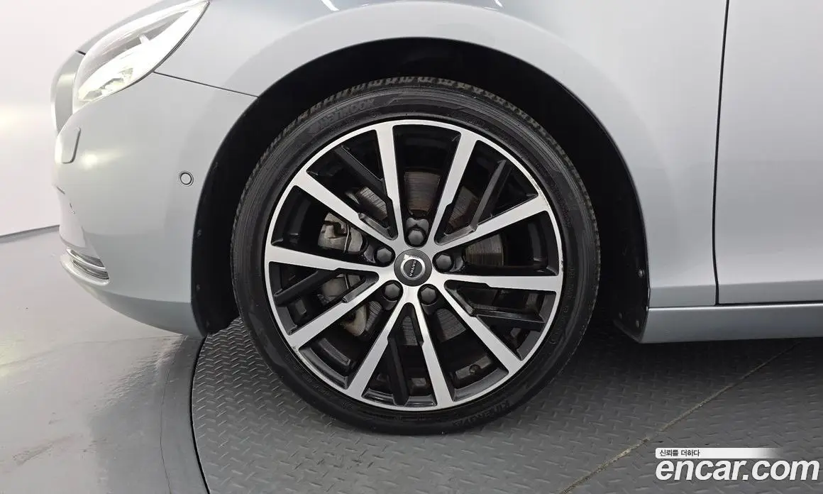 Volvo V40 2017 2.0 АКПП, фото 5